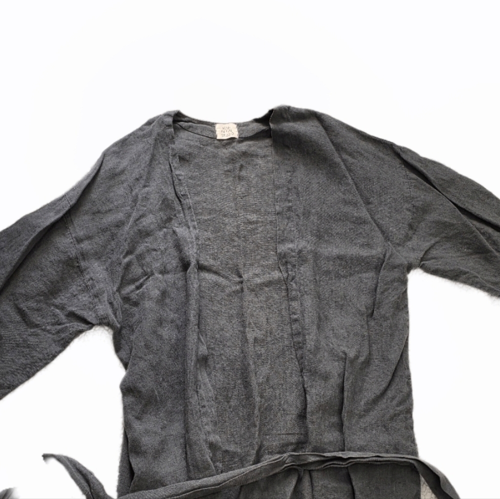 100% Stonewashed Linen Bathrobe – Charcoal Grey, Size S (Extra-Long) - Picture 3 of 12